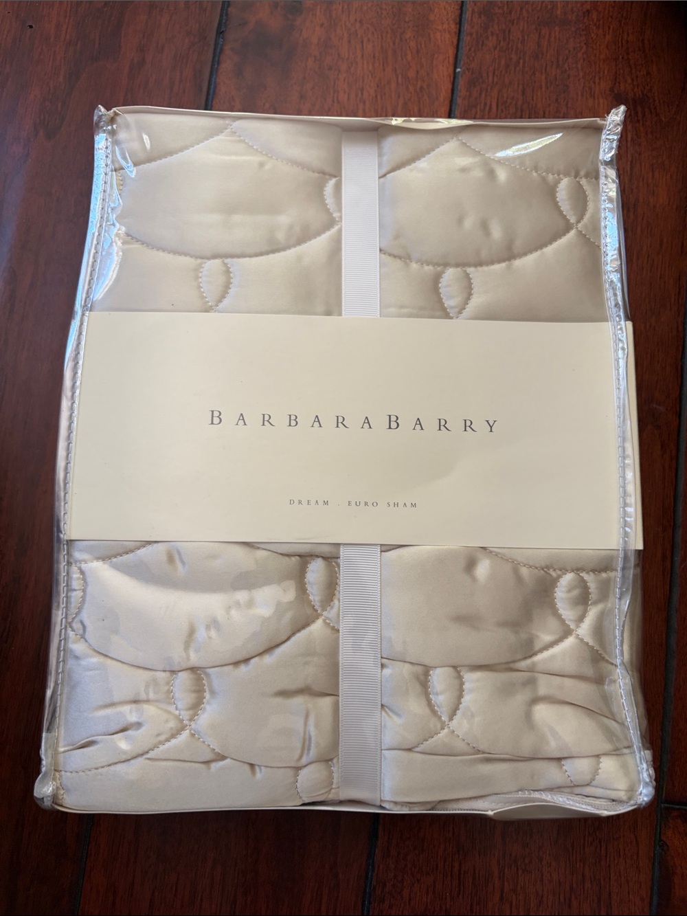 Barbara Barry Dream Euro Sham - Champagne new